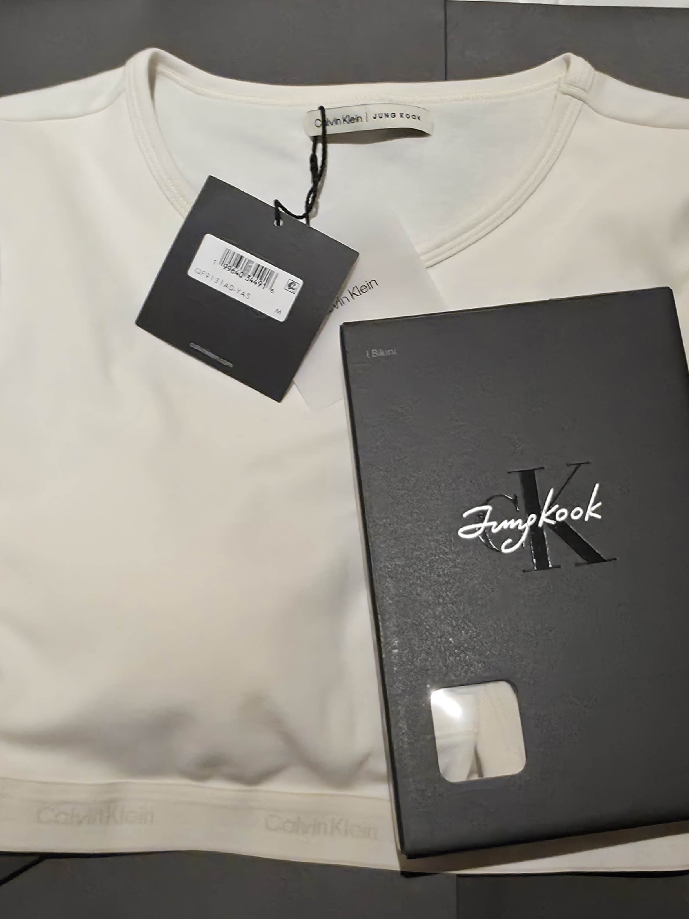 Calvin Klein Jung Kook Set Jk Ck White Cropped Tshirt Bra Bralette Medium Bikini